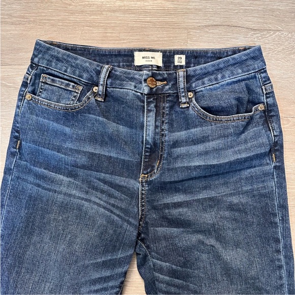 MISS ME High-Rise Flare Leg - Size 29 - Picture 6 of 13